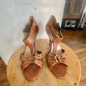 MANOLO BLAHNIK SADDLE HEELS, SIZE 7